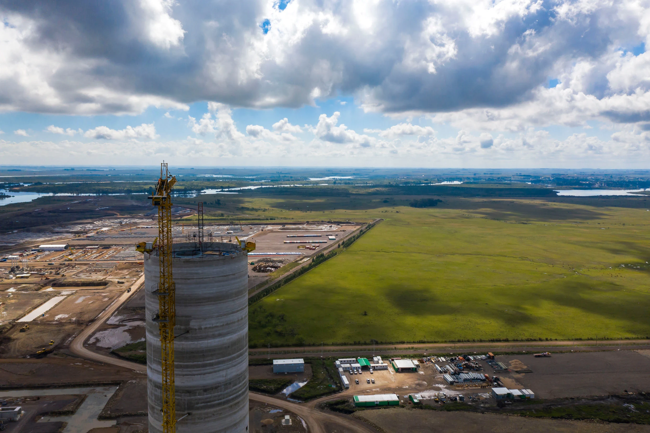 UPM II - Chimenea Principal