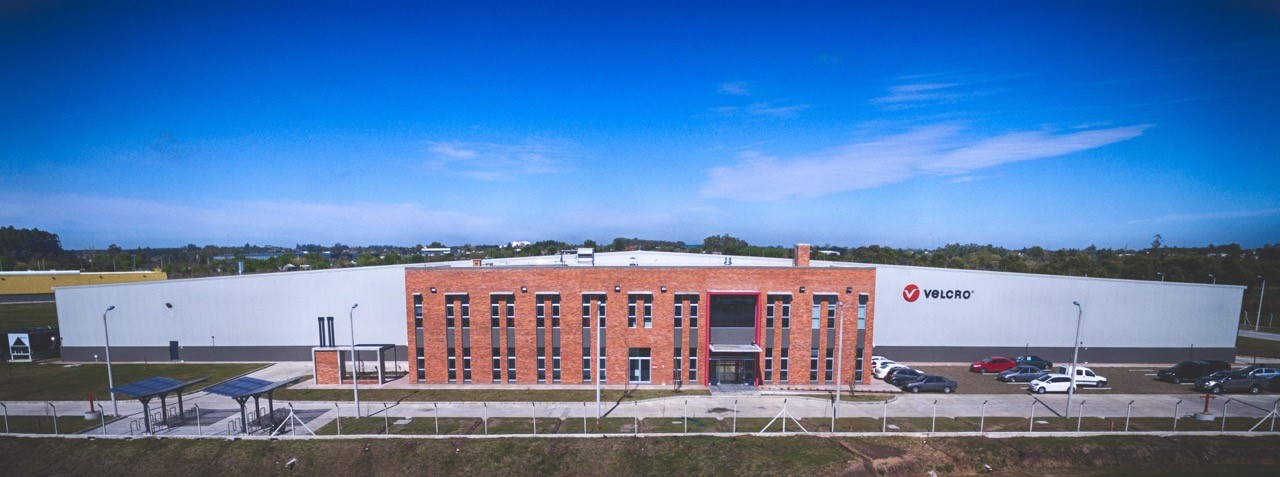 VELCRO – Nave Industrial y Oficinas